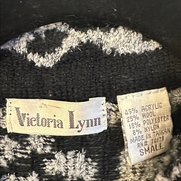 Victoria Lynn Black & Gray Animal Print Cardigan - Picture 5 of 6